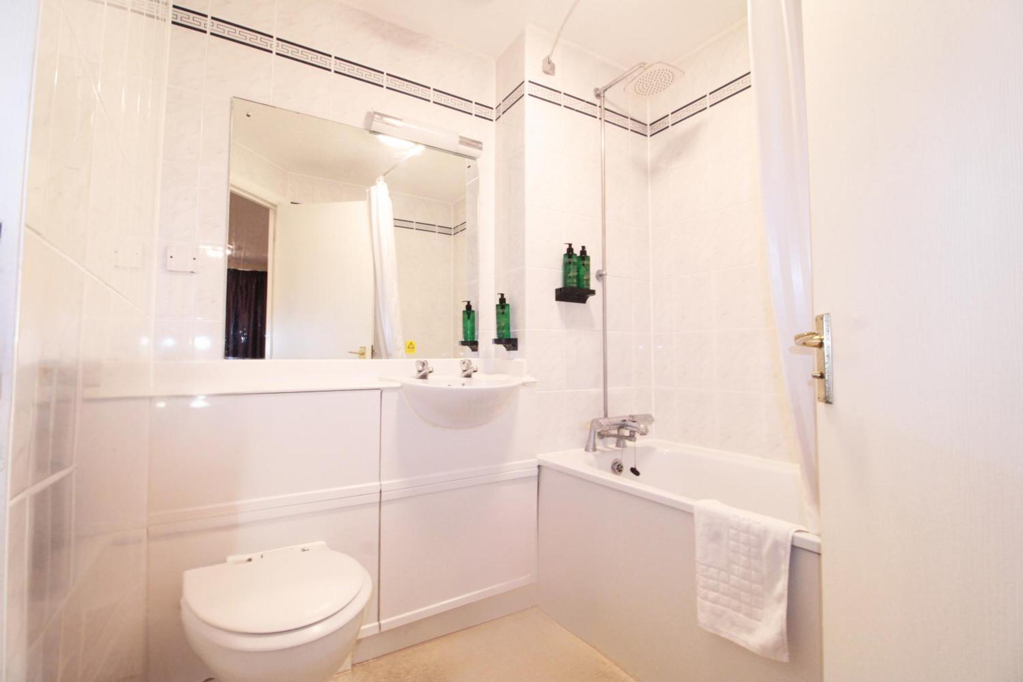 Casa Mere Manchester Airport, Knutsford, Sure Collection By Best Western Екстериор снимка