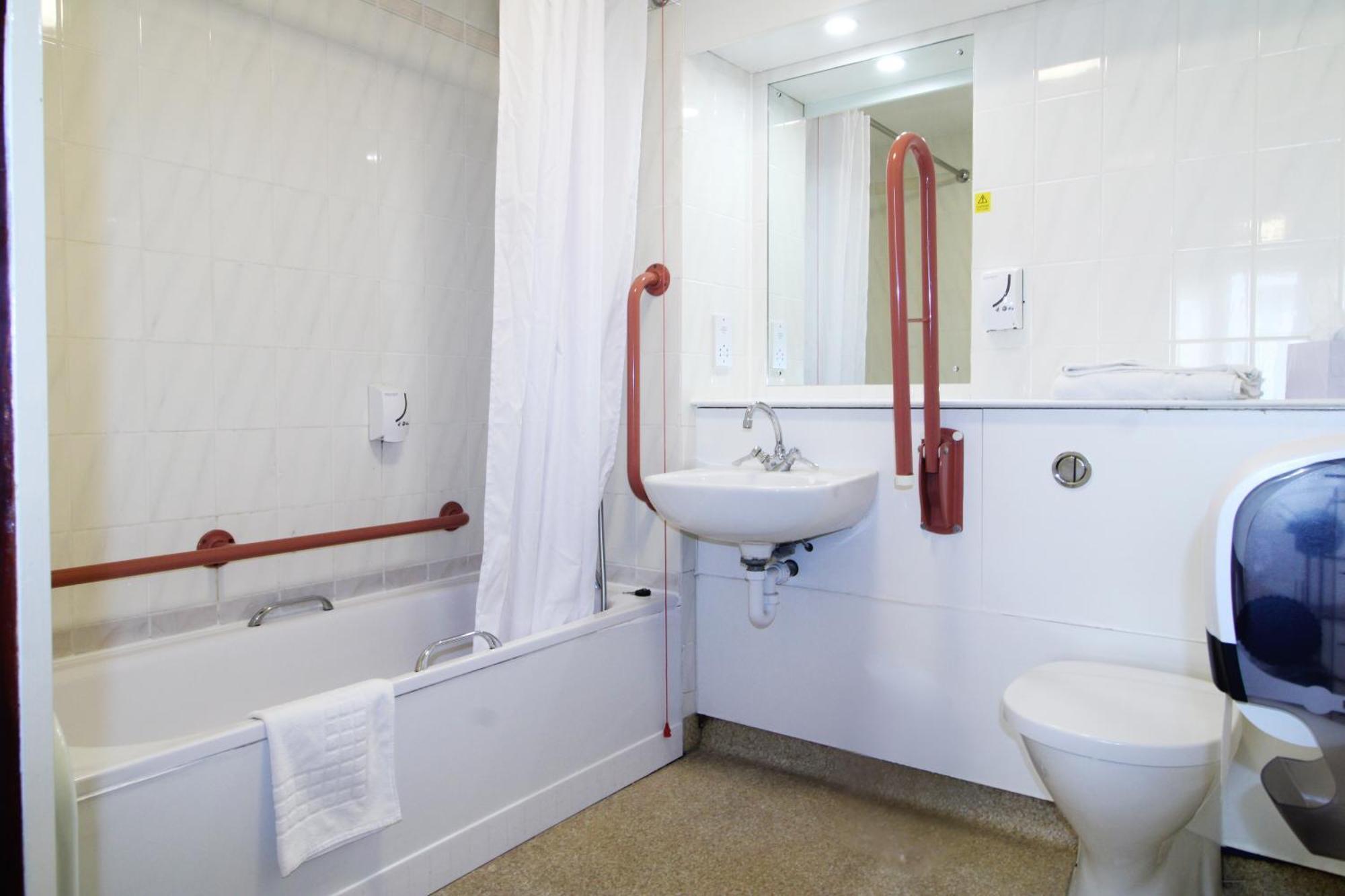 Casa Mere Manchester Airport, Knutsford, Sure Collection By Best Western Екстериор снимка